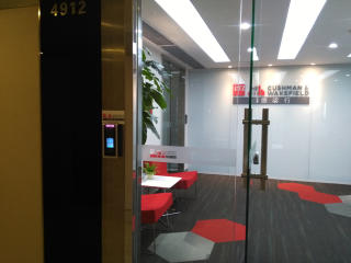 戴德梁行人臉識別門禁系統(tǒng)