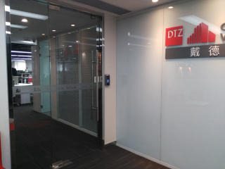 戴德梁行人臉識別門禁系統(tǒng)