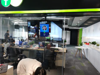 長沙TODAY夢工廠非配合式人臉識別門禁系統(tǒng)